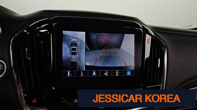 2023 Chevrolet Traverse - Thumbnail 15