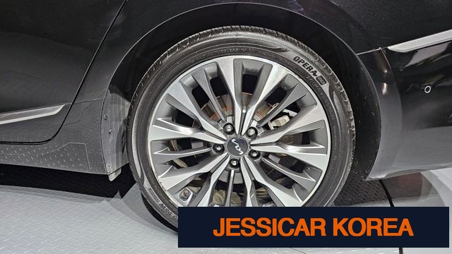 2023 Kia K8 - Thumbnail 11