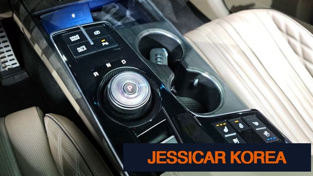 2023 Kia K8 - Thumbnail 15