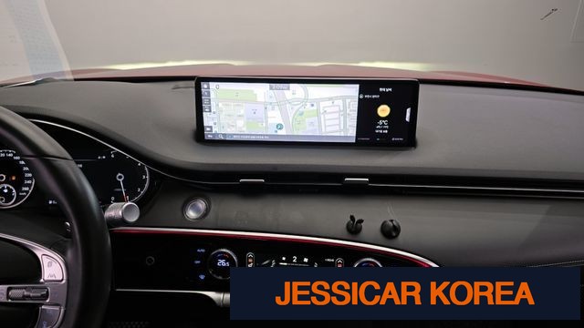 2021 Genesis GV70 - Thumbnail 19
