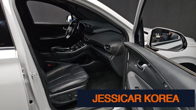 2021 Hyundai The New Santa Fe - Thumbnail 4