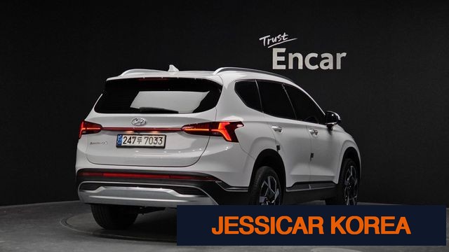 2021 Hyundai The New Santa Fe - Thumbnail 8
