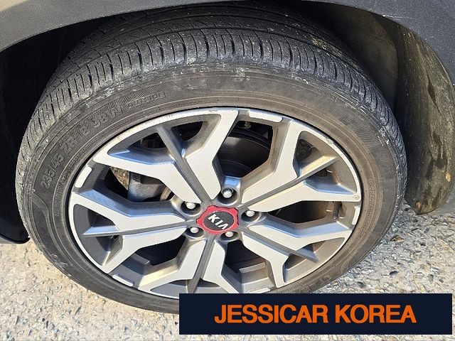 2020 Kia Seltos - Thumbnail 8