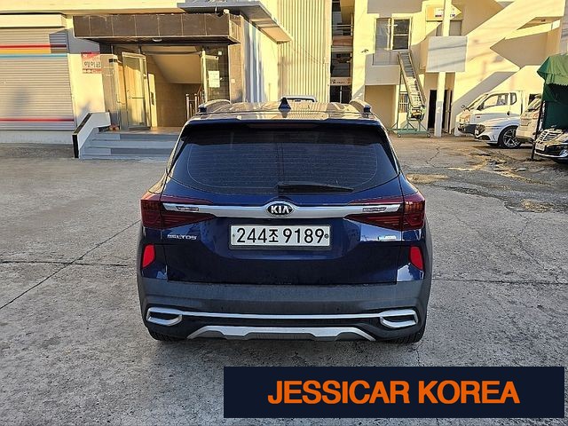 2020 Kia Seltos - Thumbnail 16