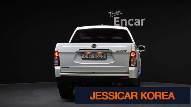 2014 KG Mobility Korando Sports - Thumbnail 18