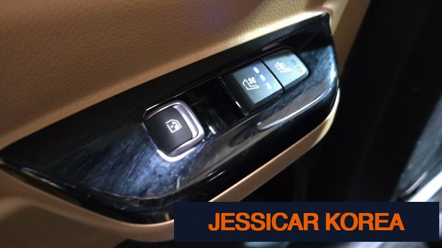 2023 Kia Carnival 4th Gen - Thumbnail 3