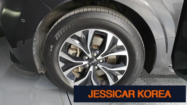 2023 Kia Carnival 4th Gen - Thumbnail 9