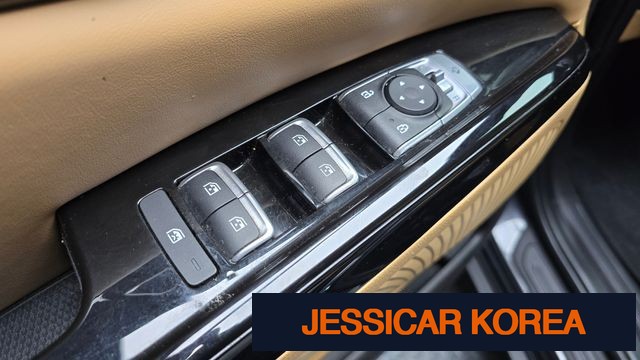 2023 Kia Carnival 4th Gen - Thumbnail 17