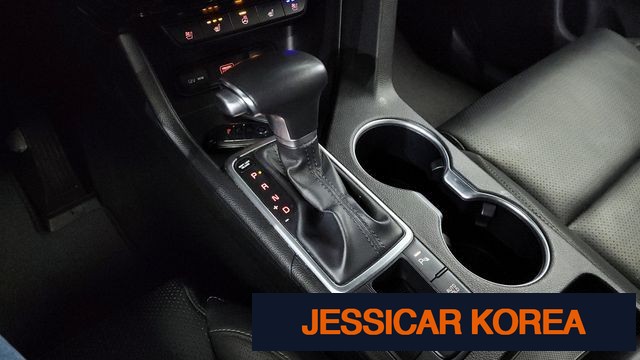 2019 Kia Sportage the bold - Thumbnail 16
