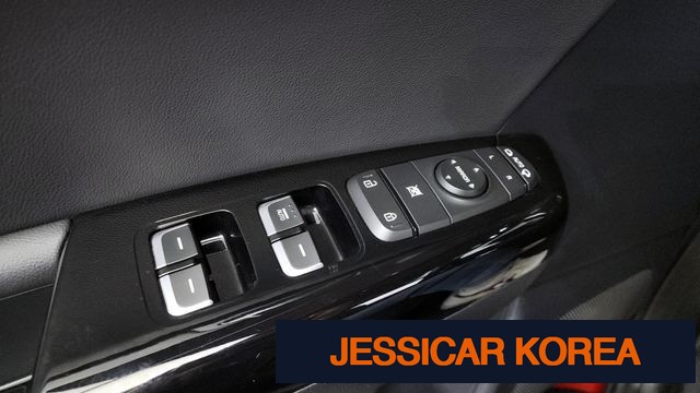 2019 Kia Sportage the bold - Thumbnail 19