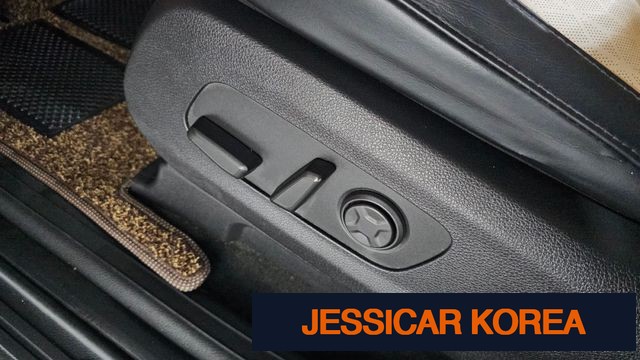 2021 Kia Carnival 4th Gen - Thumbnail 14