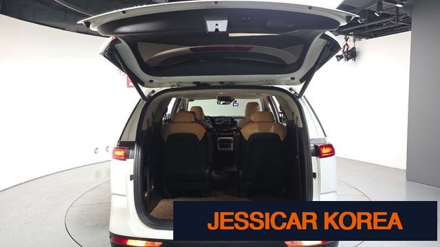 2021 Kia Carnival 4th Gen - Thumbnail 17