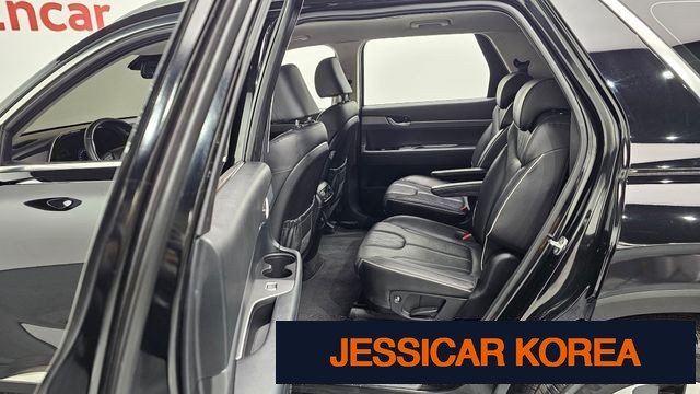 2022 Hyundai Palisade - Thumbnail 2