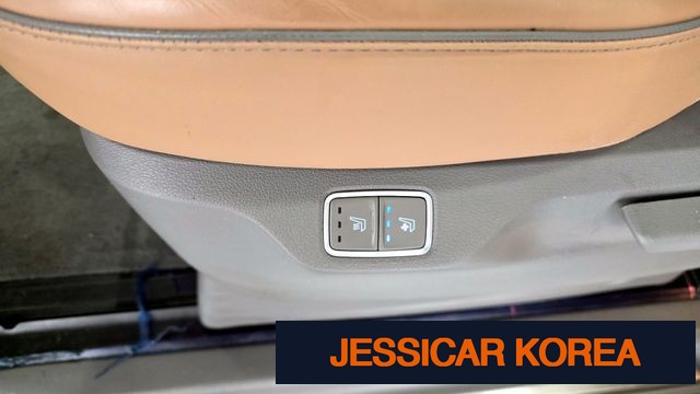 2022 Hyundai Staria - Thumbnail 8