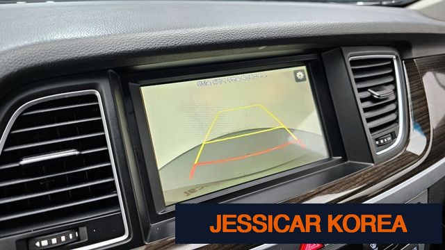 2017 Genesis G80 - Thumbnail 16