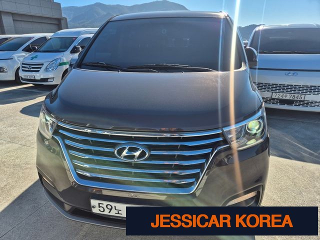 2019 Hyundai The New Grand Starex - Thumbnail 2