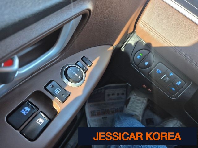 2019 Hyundai The New Grand Starex - Thumbnail 9