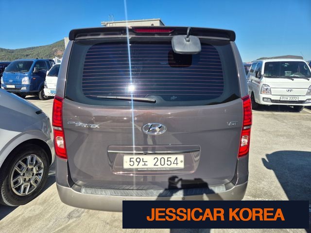 2019 Hyundai The New Grand Starex - Thumbnail 11
