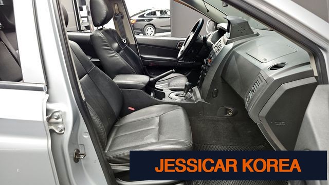 2015 KG Mobility Korando Sports - Thumbnail 4