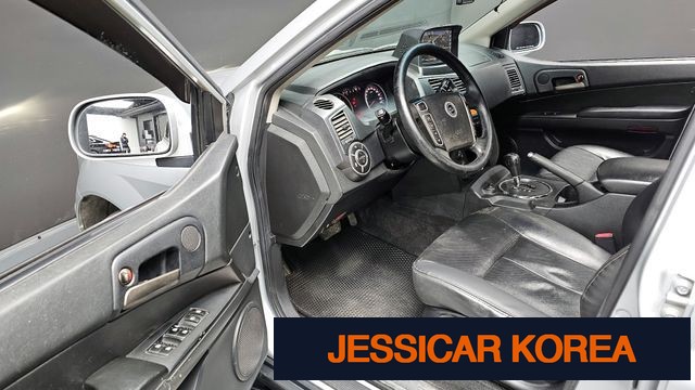 2015 KG Mobility Korando Sports - Thumbnail 10