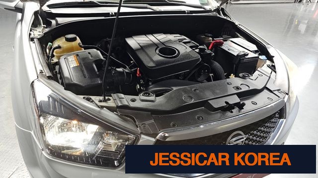 2015 KG Mobility Korando Sports - Thumbnail 12