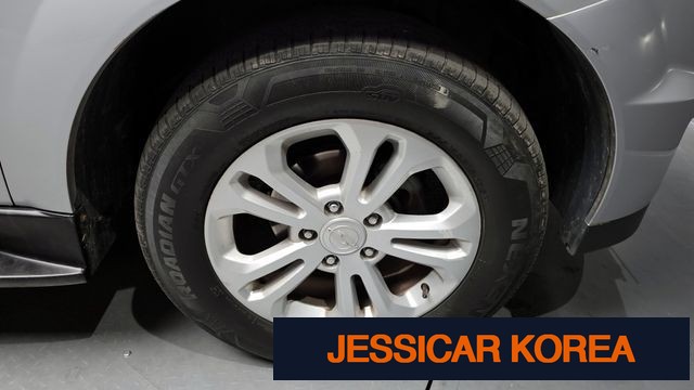 2015 KG Mobility Korando Sports - Thumbnail 16