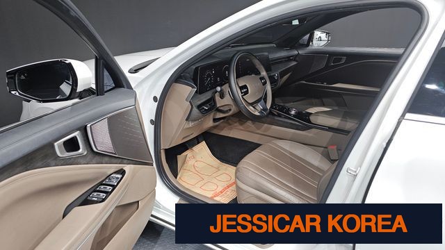 2022 Kia K8 Hybrid - Thumbnail 11