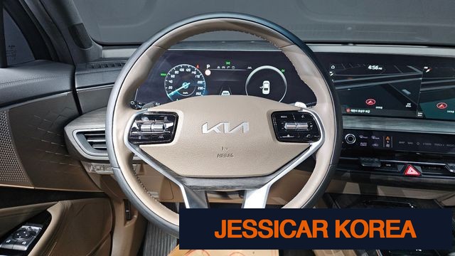 2022 Kia K8 Hybrid - Thumbnail 14