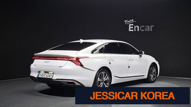2022 Kia K8 Hybrid - Thumbnail 16
