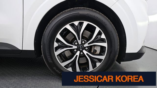 2021 Kia Carnival 4th Gen - Thumbnail 3