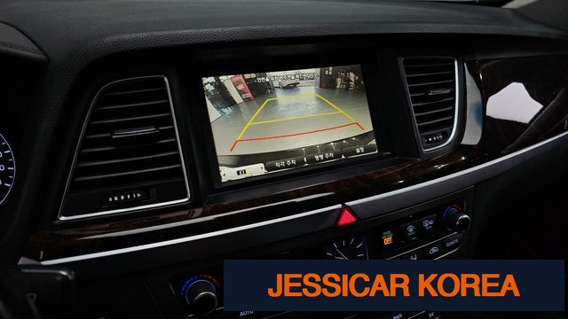 2016 Hyundai Genesis DH - Thumbnail 2