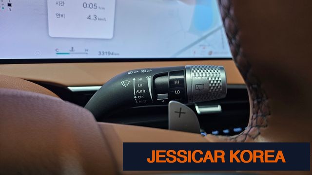2025 Genesis GV70 - Thumbnail 5