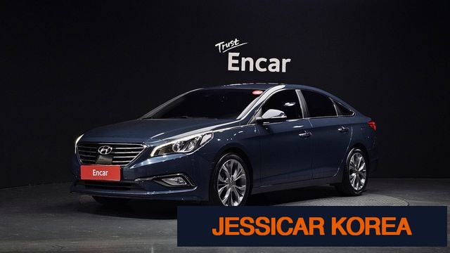 2016 Hyundai LF Sonata - Thumbnail 2