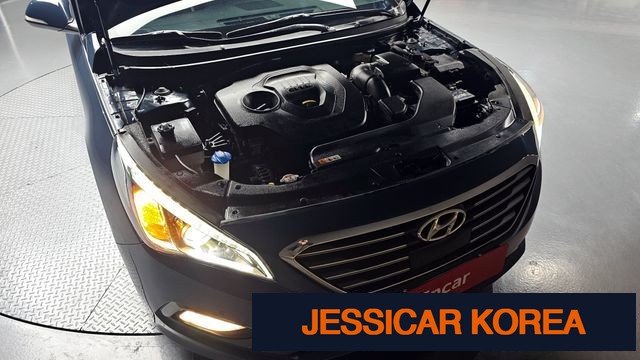2016 Hyundai LF Sonata - Thumbnail 5