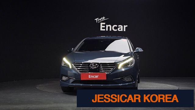2016 Hyundai LF Sonata - Thumbnail 6