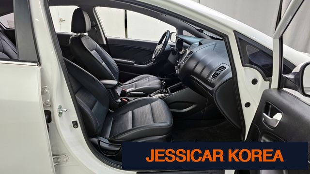 2016 Kia The New K3 - Thumbnail 3