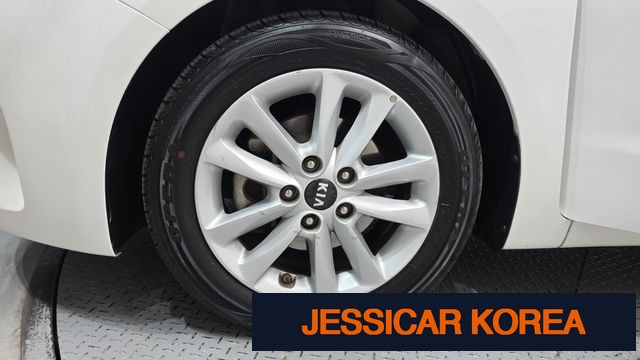 2016 Kia The New K3 - Thumbnail 7