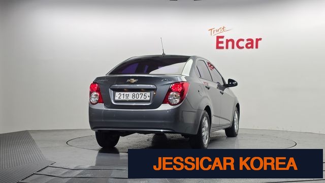 2014 Chevrolet Aveo sedan - Thumbnail 13