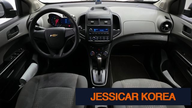 2014 Chevrolet Aveo sedan - Thumbnail 18