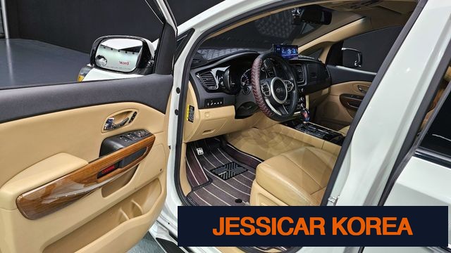 2017 Kia All New Carnival - Thumbnail 3