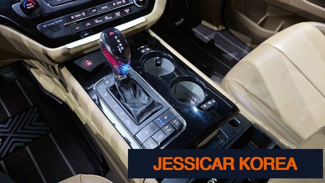 2017 Kia All New Carnival - Thumbnail 17