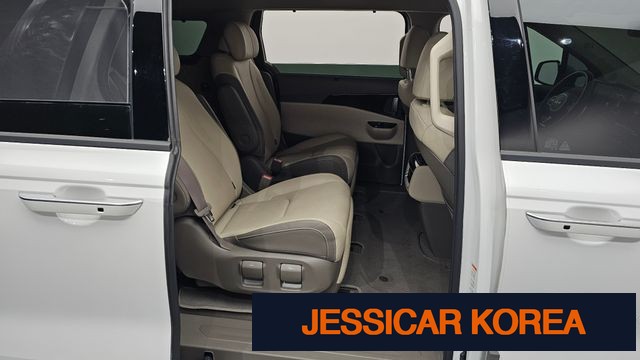 2022 Kia Carnival 4th Gen - Thumbnail 14