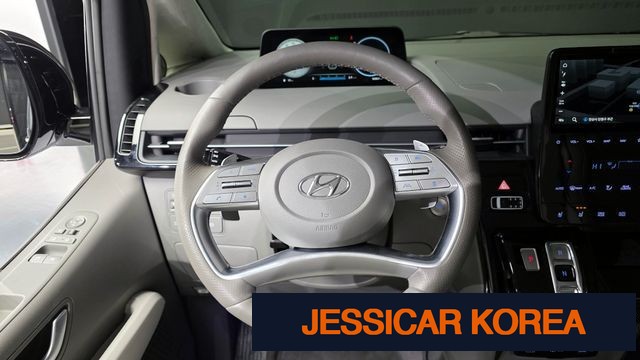 2022 Hyundai Staria - Thumbnail 7