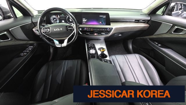 2022 Kia K8 - Thumbnail 4