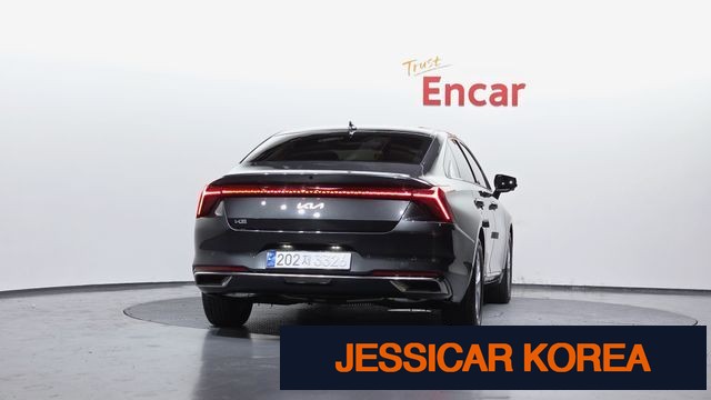 2022 Kia K8 - Thumbnail 7