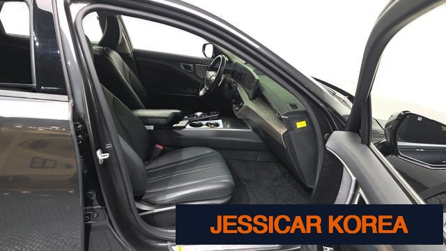2022 Kia K8 - Thumbnail 12