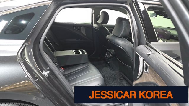 2022 Kia K8 - Thumbnail 13