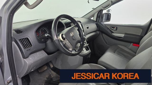 2013 Hyundai Grand Starex - Thumbnail 15