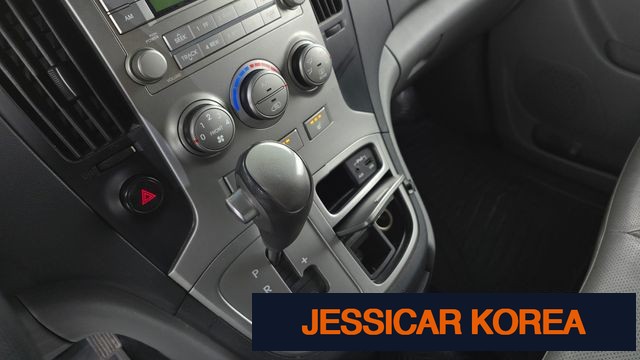 2013 Hyundai Grand Starex - Thumbnail 16