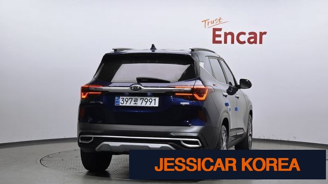 2021 Kia Seltos - Thumbnail 19